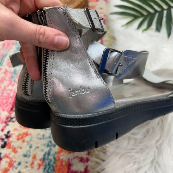 Jambu Silver Gray Leather Strappy Ankle Gladiator Sandal 9.5 - Picture 6 of 9